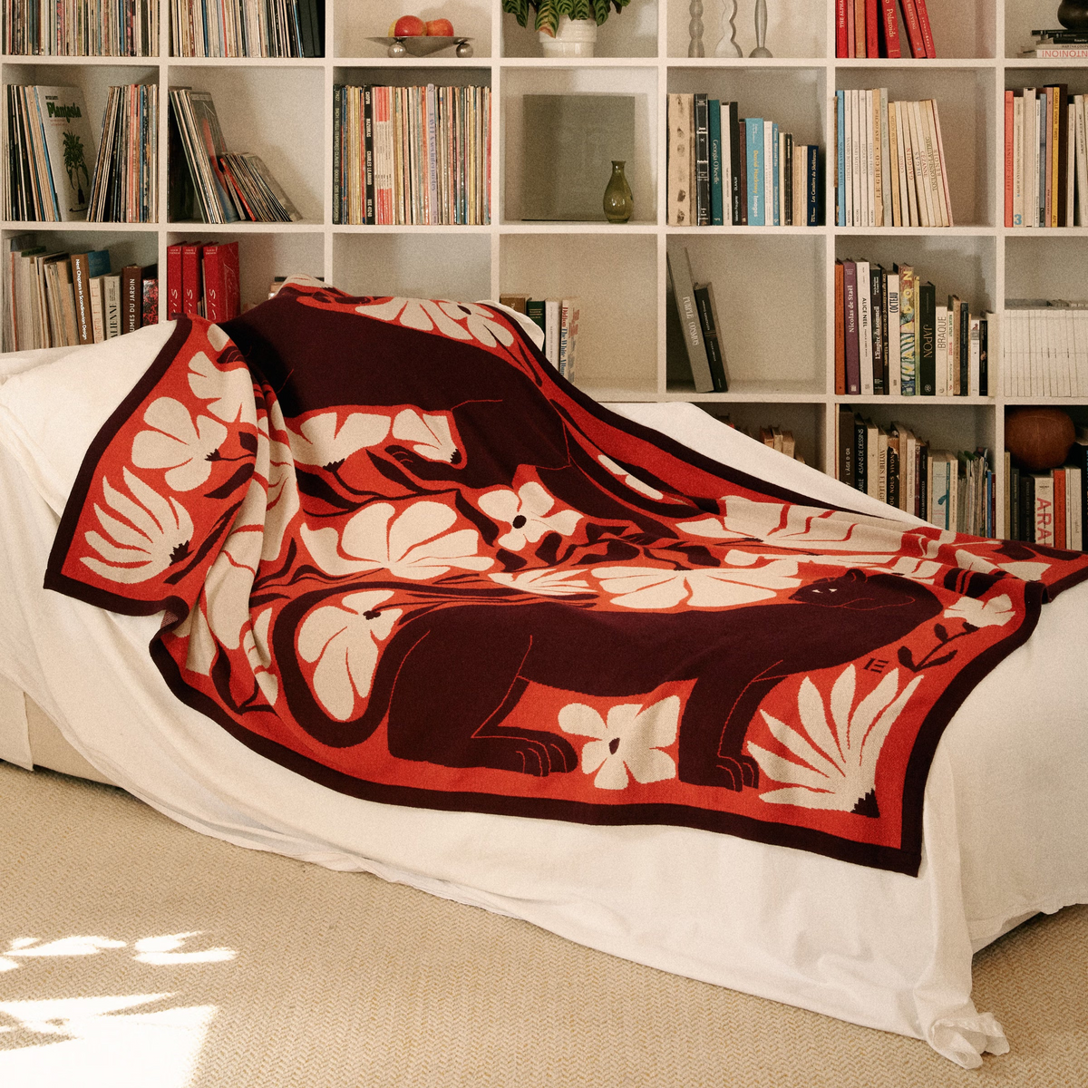 Inoui Editions Throw Panteo in Terracotta
