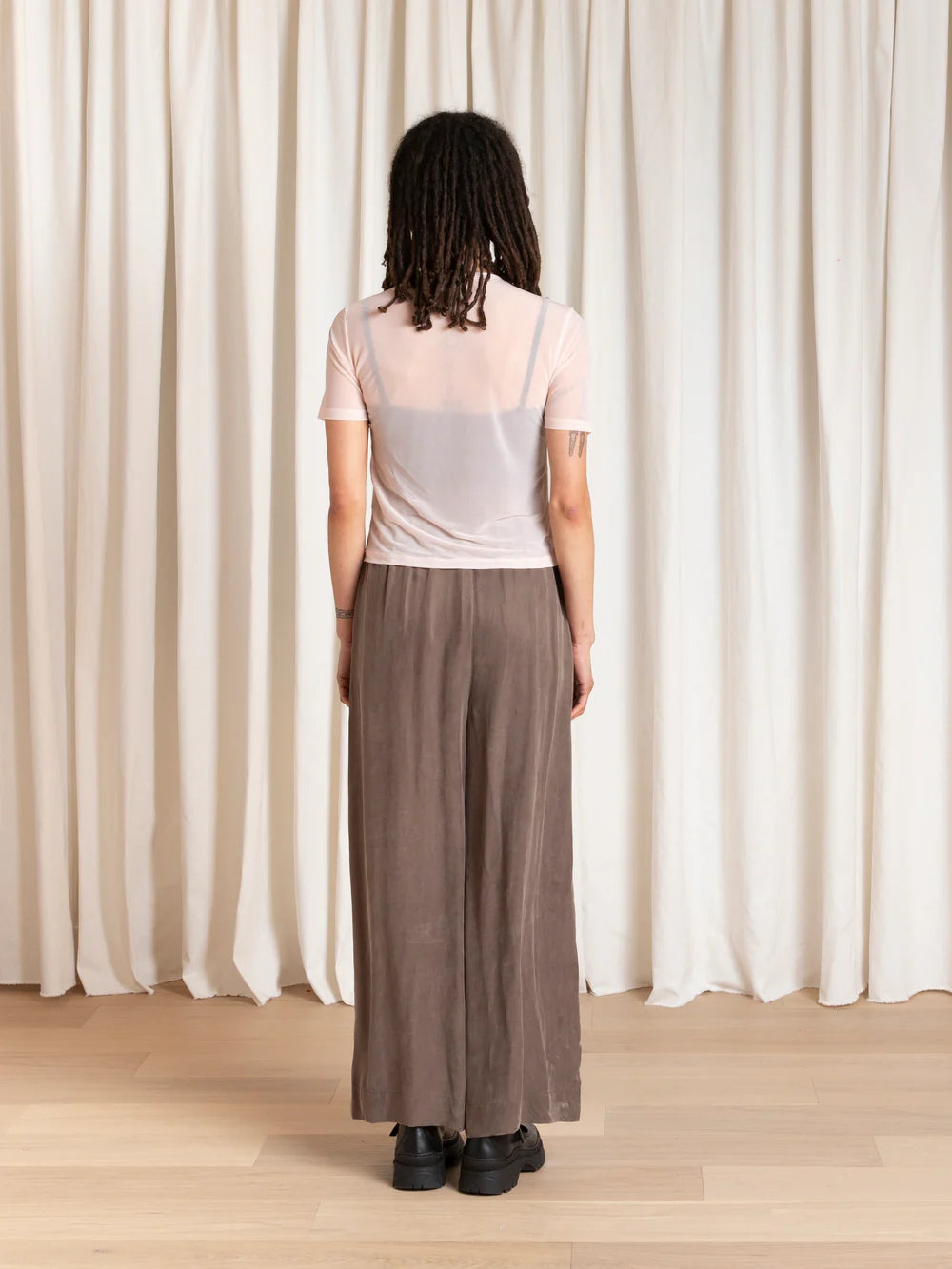 Ali Golden | New Mesh T-Shirt in Ballet Pink