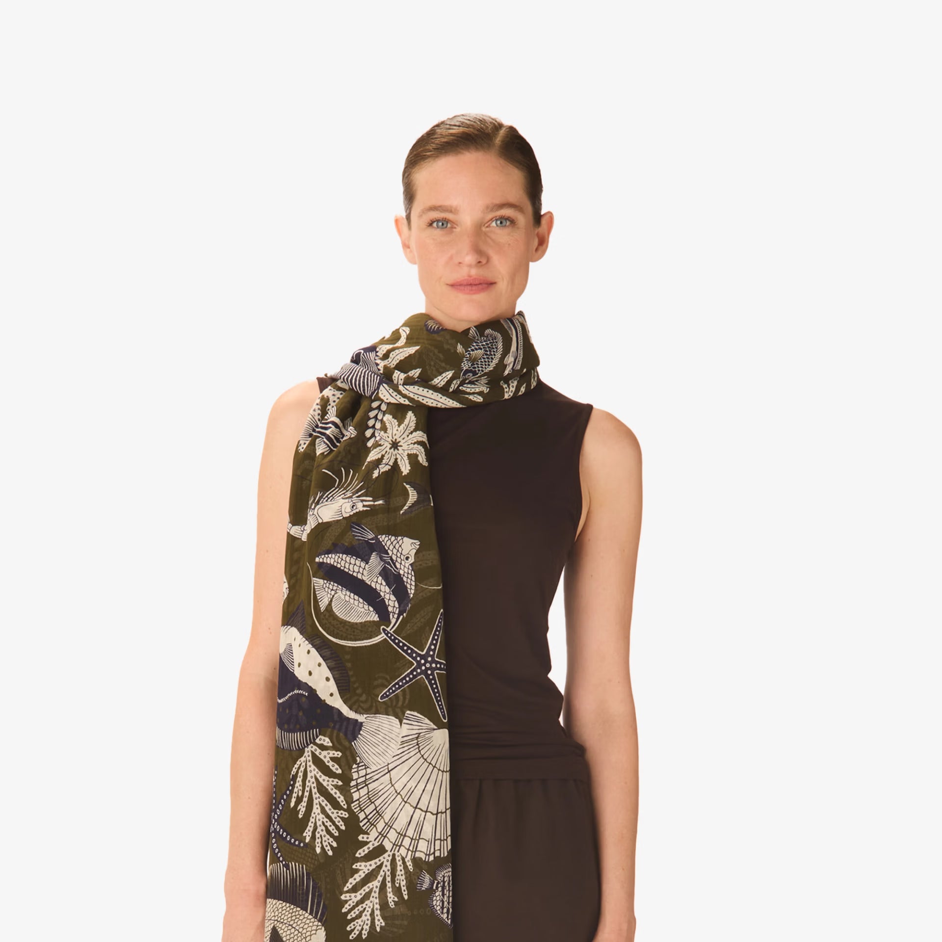 Inoui Editions Scarf Neptune in Khaki