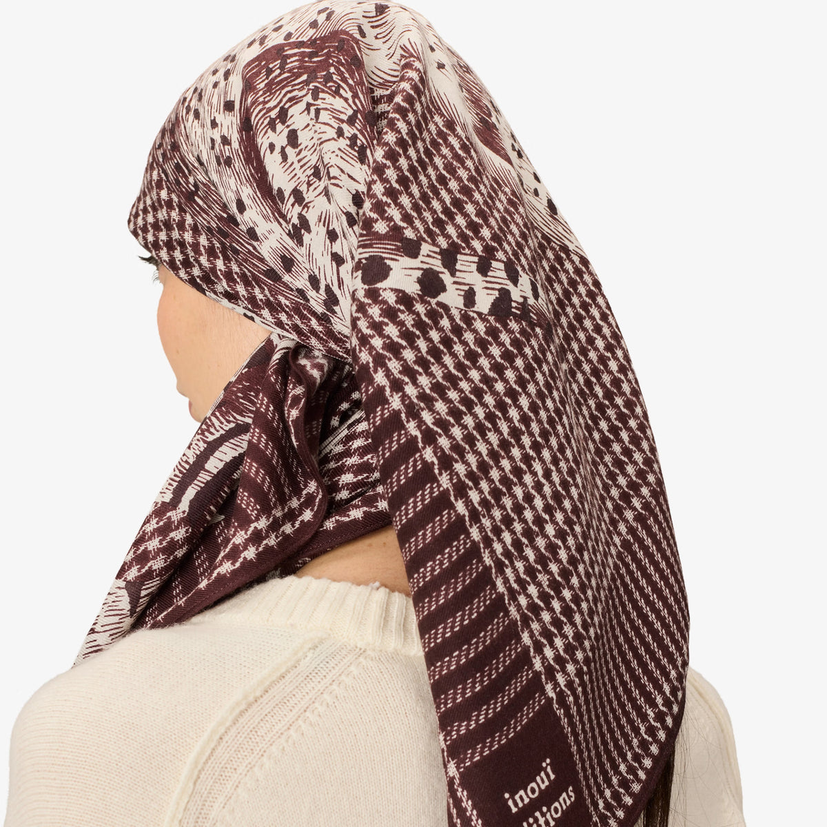 Inoui Editions Square Scarf Jorgen Houndstooth in Brown