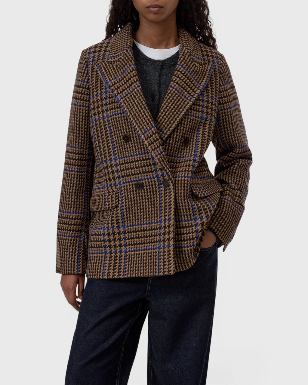 Closed Fitted Double-Breasted Blazer in Sand Beige