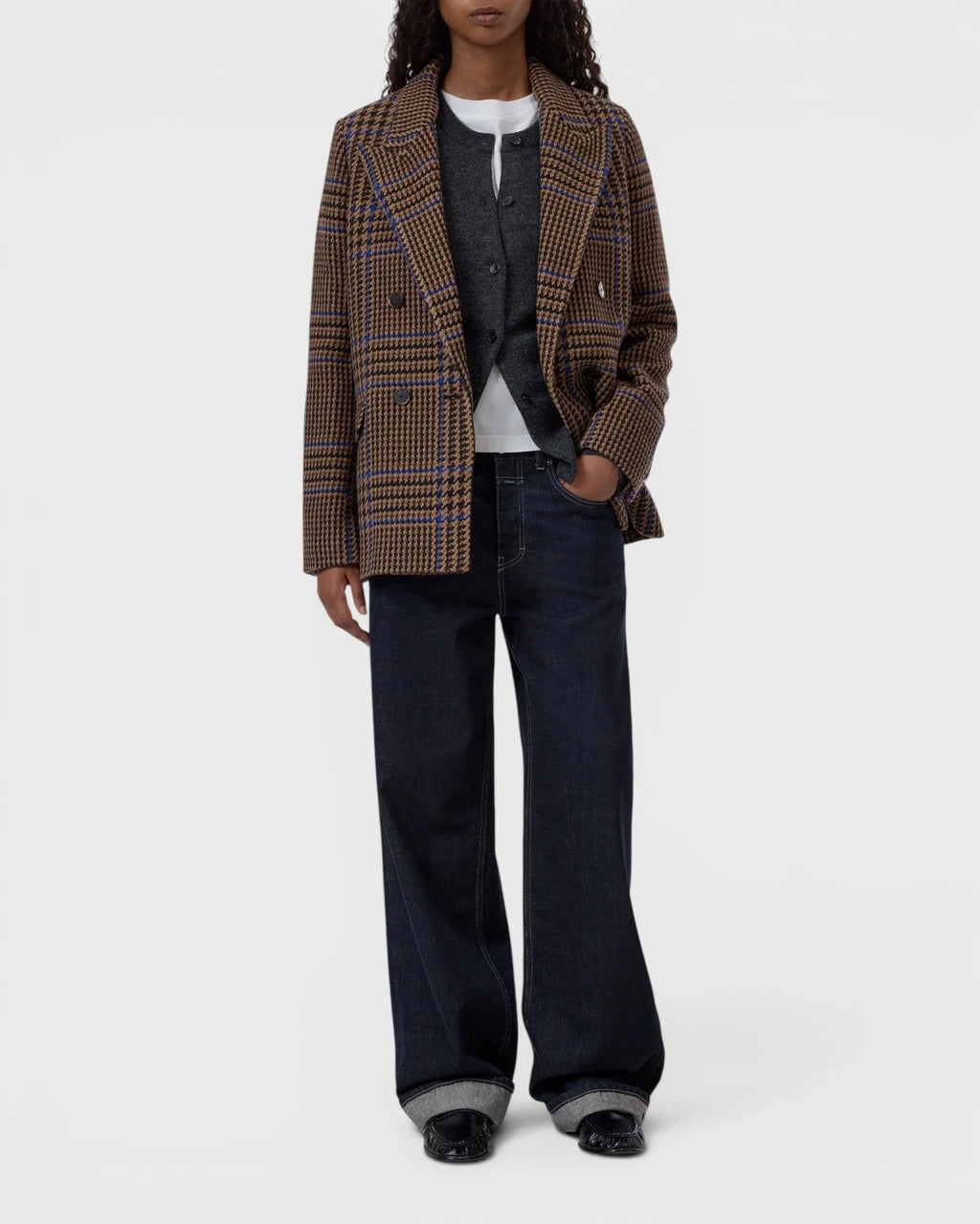 Closed Fitted Double-Breasted Blazer in Sand Beige