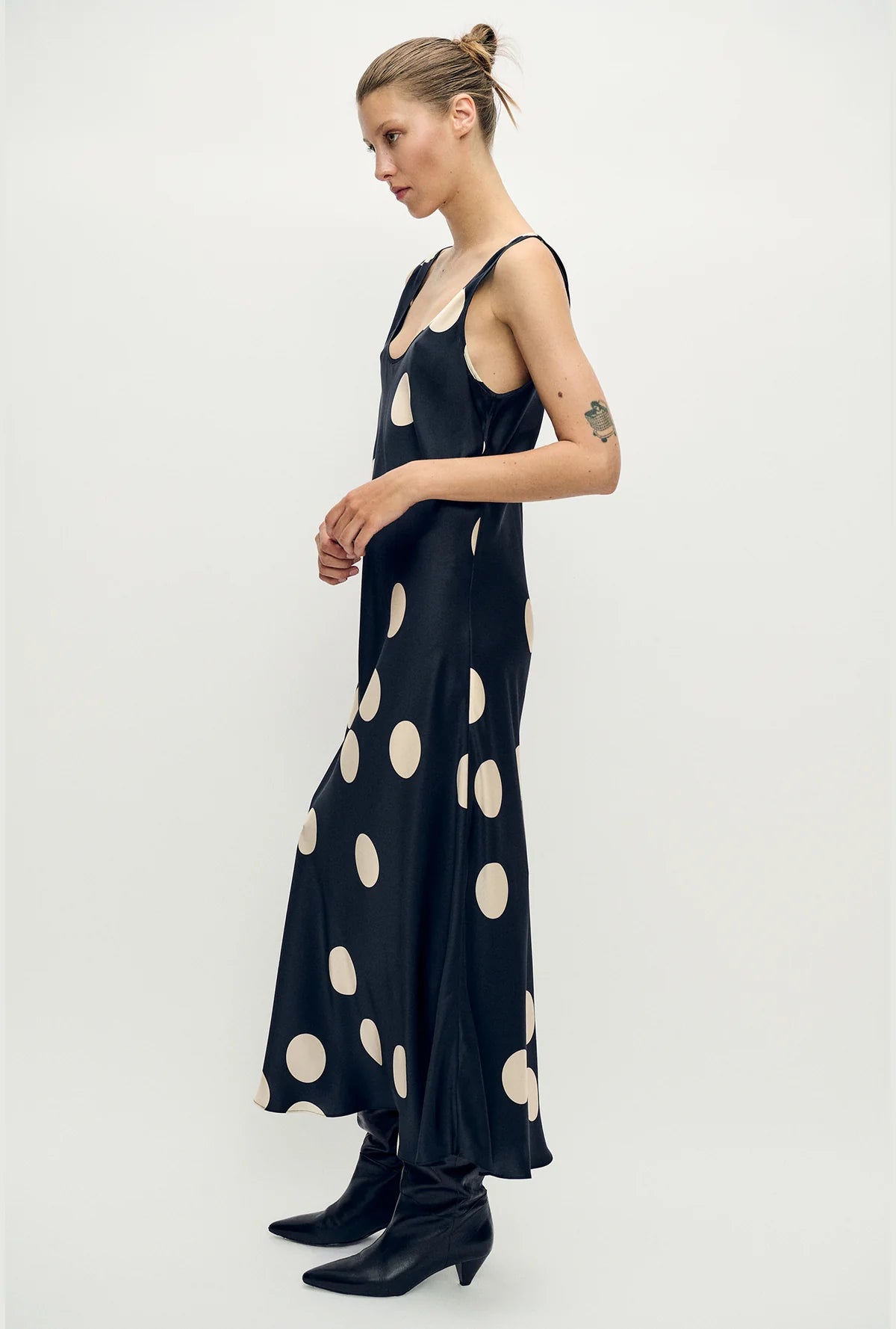 Silk Laundry Scoop Neck Dress in Large Polka Dot
