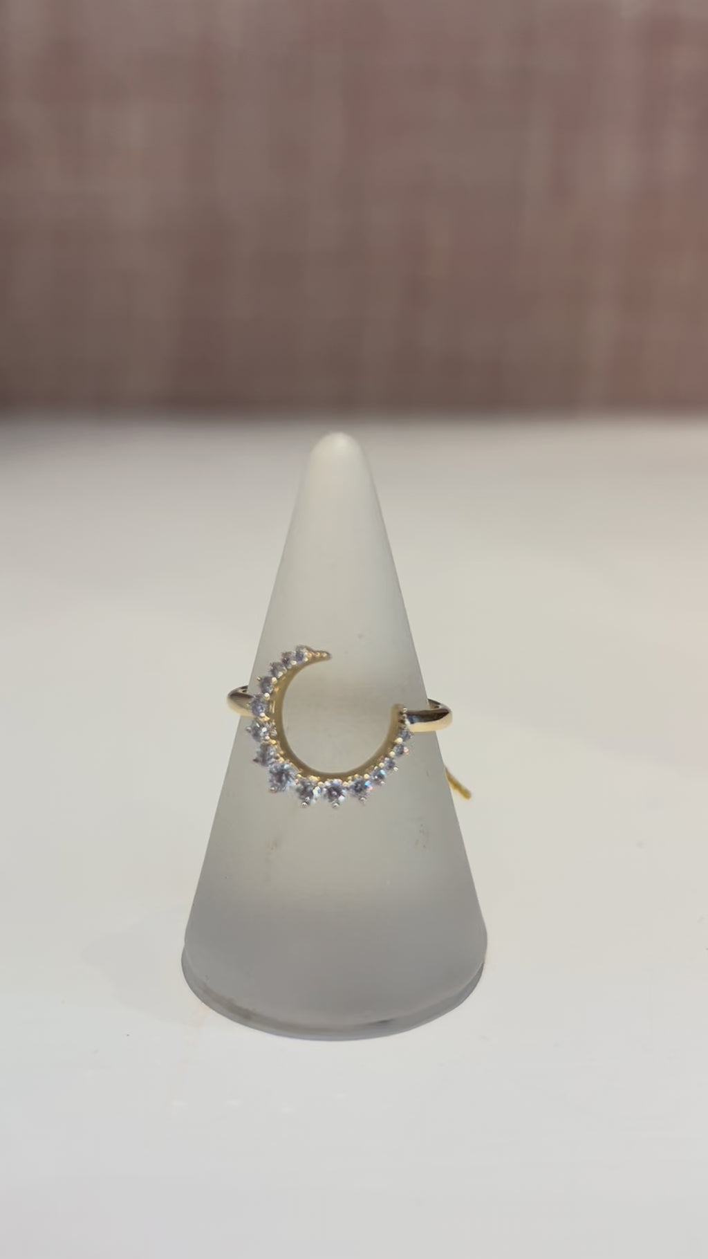 Pade Vavra Sisters of the Moon Ring