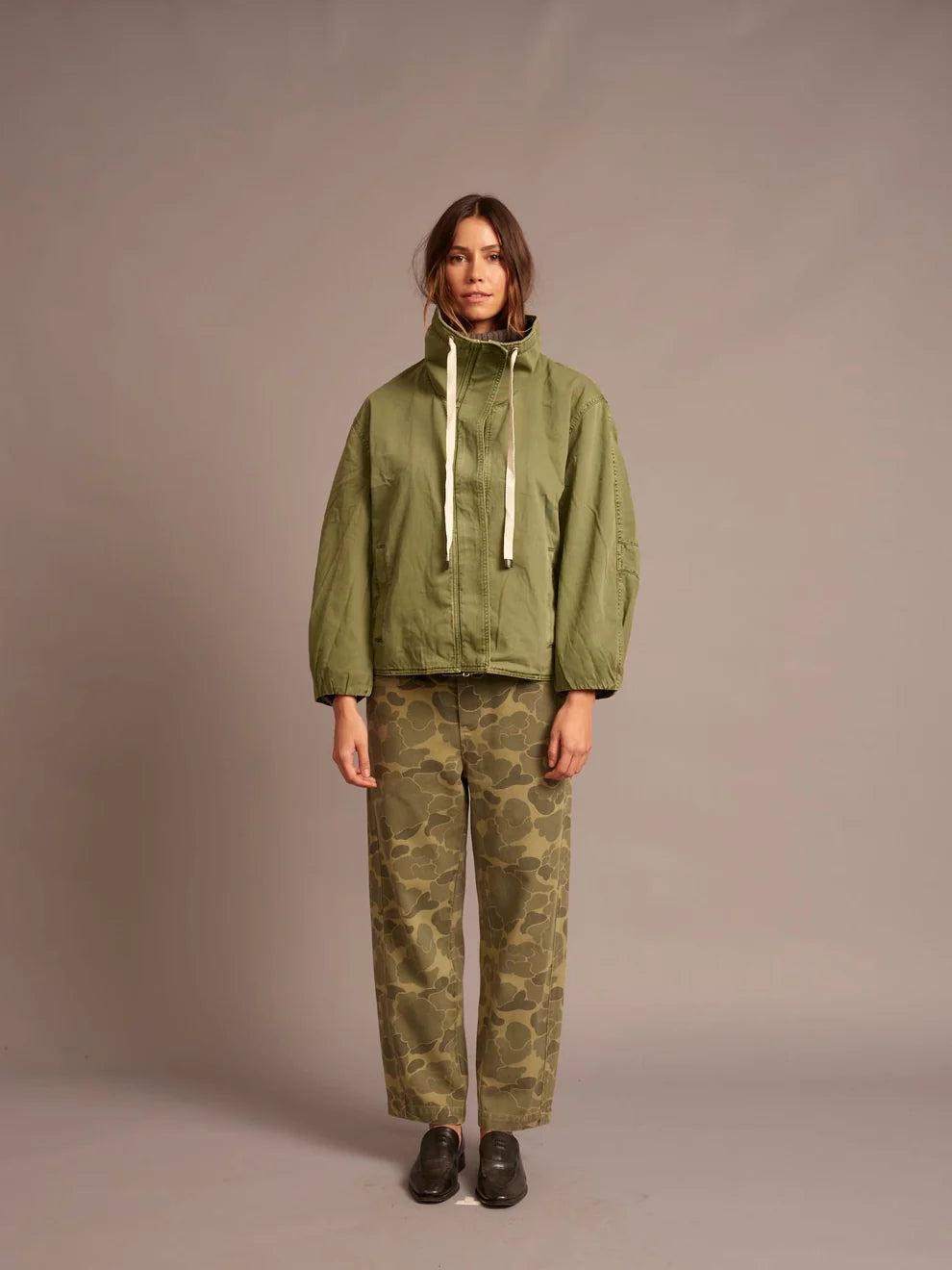 XiRENA Baxter Pant in Camo Green